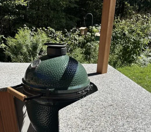 Outdoor kitchen countertop