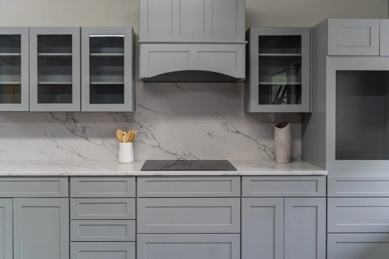 Quartz kitchen, full-height backsplash