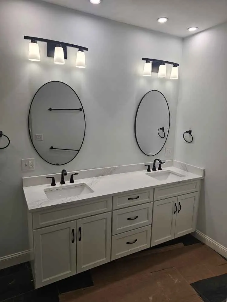Quartz remnant vanity top, Manchester NH